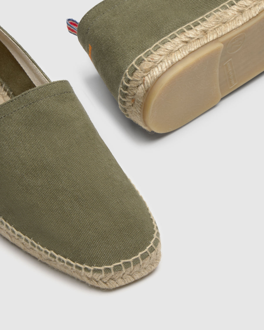 PABLO/002 OLIVE
