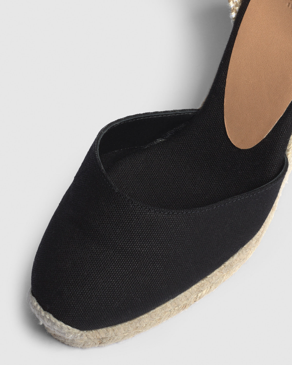 CARINA/8/001 NEGRO