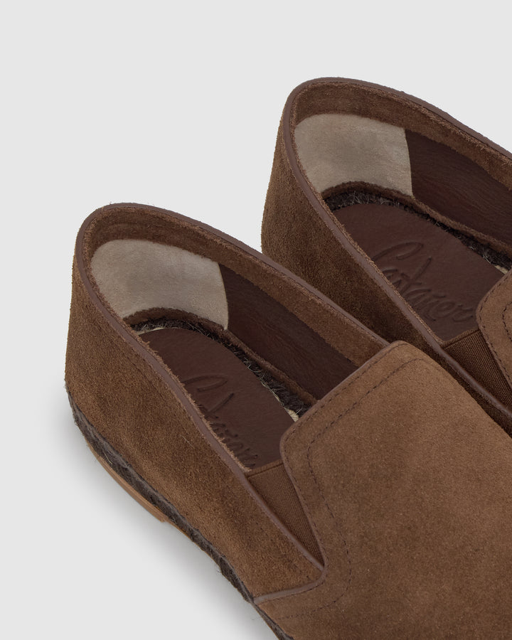 JAMES C/269 MARRON CHOC.