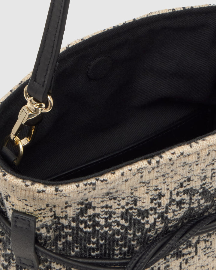 B. FLORENCE/284 NEGRO/CRUDO